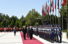 İran Prezidentinin rəsmi qarşılanma mərasimi olub