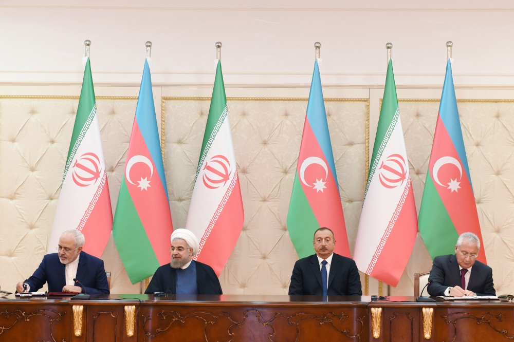 Azərbaycan və İran arasında 6 sənəd imzalanıb