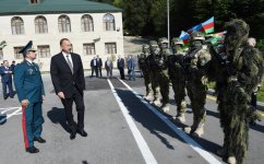 Prezident İlham Əliyev Şəki Sərhəd Dəstəsinin "Laza" sərhəd zastavasında yaradılan şəraitlə tanış olub (FOTO)