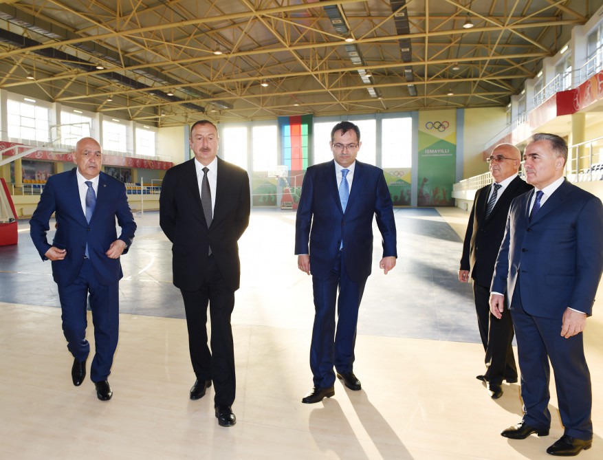 İsmayıllı Olimpiya İdman Kompleksində əsaslı təmir işlərindən sonra yaradılan şəraitlə tanışlıq (FOTO)