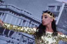 Təranə Mahmudova və  Fatimə Fətəliyeva "Retro Bakı" layihəsində (FOTO)