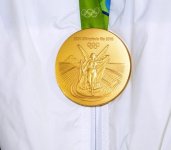 Azərbaycan olimpiyaçıları ulu öndər Heydər Əliyevin abidəsini ziyarət ediblər (FOTO)
