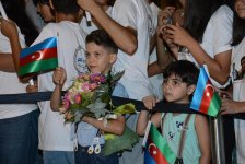 Azərbaycan olimpiyaçıları Vətənə döndülər (FOTO)