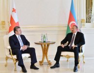 Prezident İlham Əliyev: Azərbaycanla Gürcüstanı uğurla inkişaf edən nəqliyyat və energetika layihələri birləşdirir (YENİLƏNİB) (FOTO)