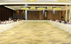 "Referendumqabağı təşviqat prosesində KİV-in rolu və vəzifələri" mövzusunda seminar-müşavirə keçirilib (FOTO)