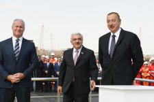 Prezident İlham Əliyev “Şahdəniz-2” layihəsi üzrə dayaq blokunun dənizə yola salınması mərasimində iştirak edib  (YENİLƏNİB) (FOTO)