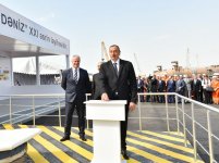 Prezident İlham Əliyev “Şahdəniz-2” layihəsi üzrə dayaq blokunun dənizə yola salınması mərasimində iştirak edib  (YENİLƏNİB) (FOTO)