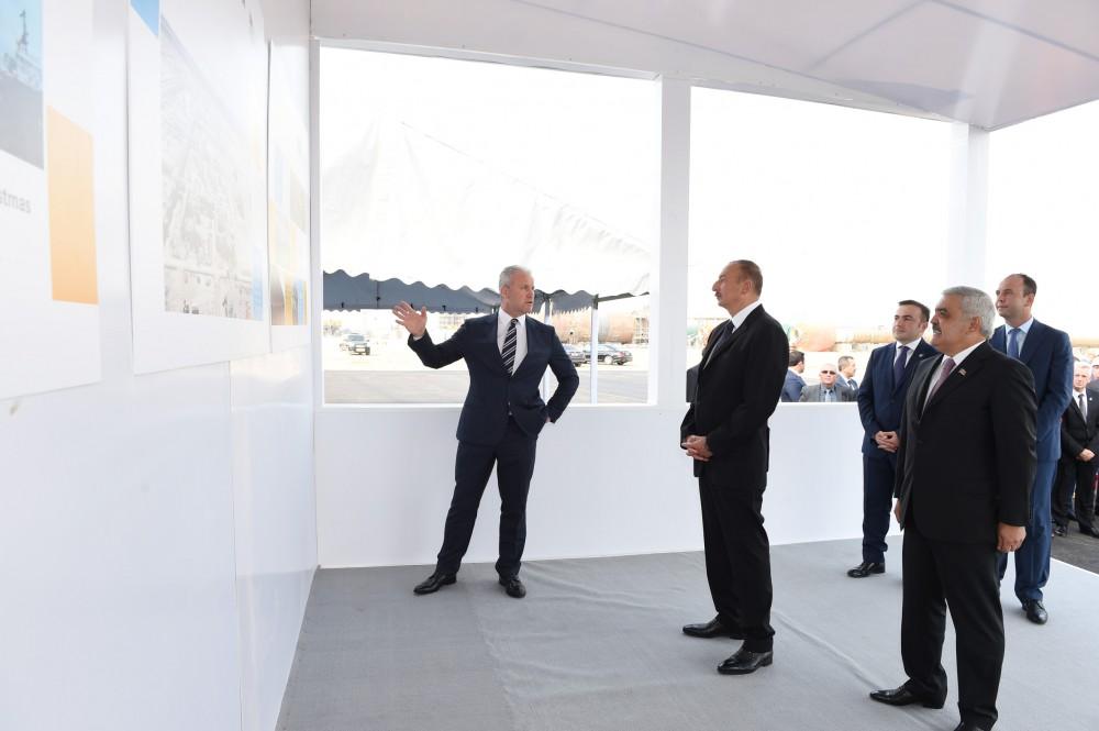 Prezident İlham Əliyev “Şahdəniz-2” layihəsi üzrə dayaq blokunun dənizə yola salınması mərasimində iştirak edib  (YENİLƏNİB) (FOTO)