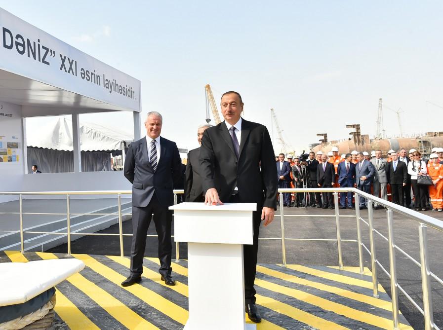 Prezident İlham Əliyev “Şahdəniz-2” layihəsi üzrə dayaq blokunun dənizə yola salınması mərasimində iştirak edib  (YENİLƏNİB) (FOTO)