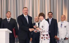 Prezident İlham Əliyev və xanımı XXXI Yay Olimpiya Oyunlarında iştirak etmiş idmançılarla görüşüblər