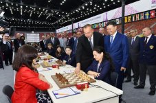 İlham Əliyev 42-ci Ümumdünya Şahmat Olimpiadasının start mərhələsində iştirak edib (YENİLƏNİB) (FOTO)