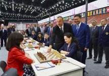İlham Əliyev 42-ci Ümumdünya Şahmat Olimpiadasının start mərhələsində iştirak edib (YENİLƏNİB) (FOTO)