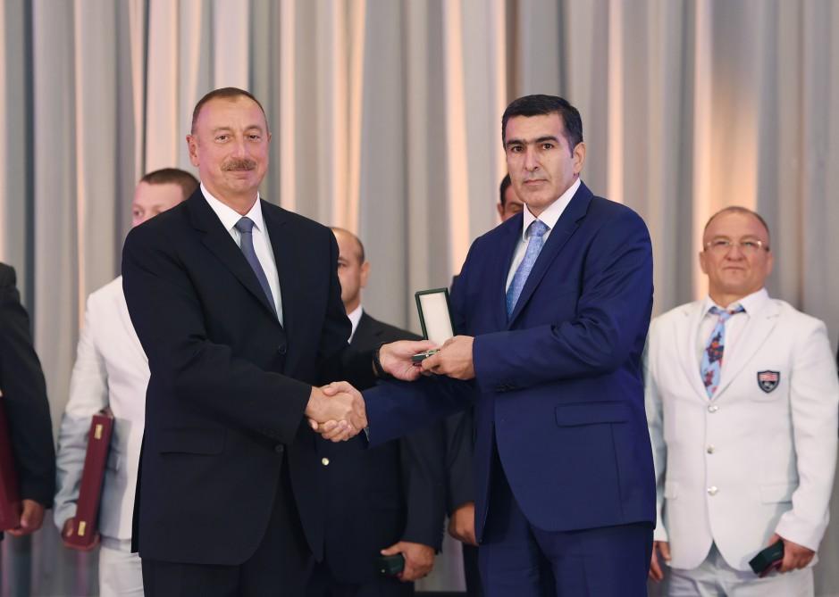 Prezident İlham Əliyev və xanımı XXXI Yay Olimpiya Oyunlarında iştirak etmiş idmançılarla görüşüblər