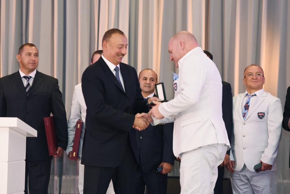 Prezident İlham Əliyev və xanımı XXXI Yay Olimpiya Oyunlarında iştirak etmiş idmançılarla görüşüblər