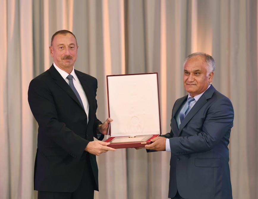 Prezident İlham Əliyev və xanımı XXXI Yay Olimpiya Oyunlarında iştirak etmiş idmançılarla görüşüblər