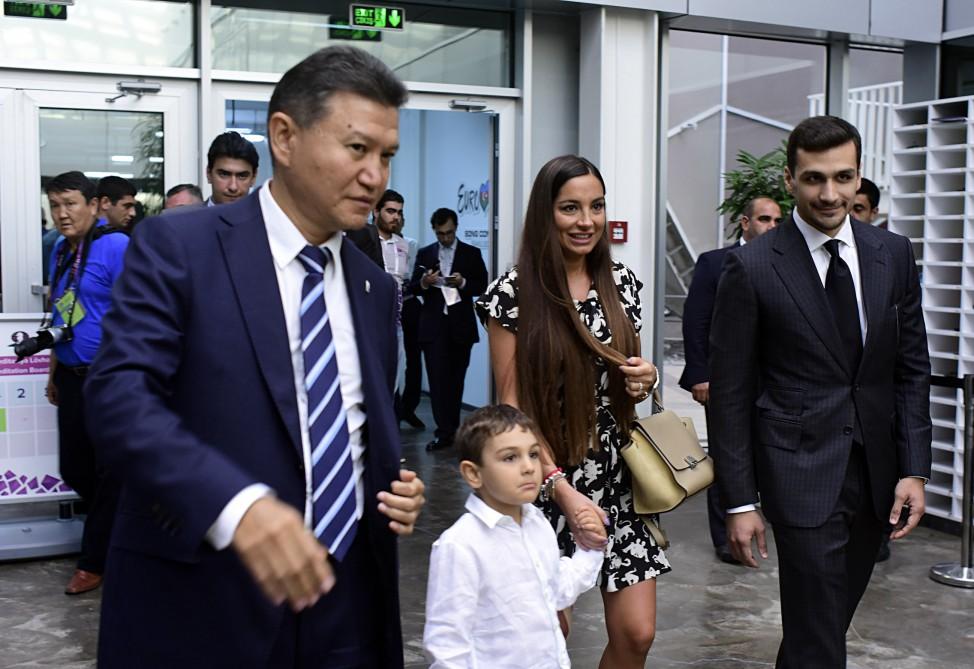 Bakı Şahmat Olimpiadasının sərgi salonu idmansevərlərdə böyük maraq doğurur (FOTO)