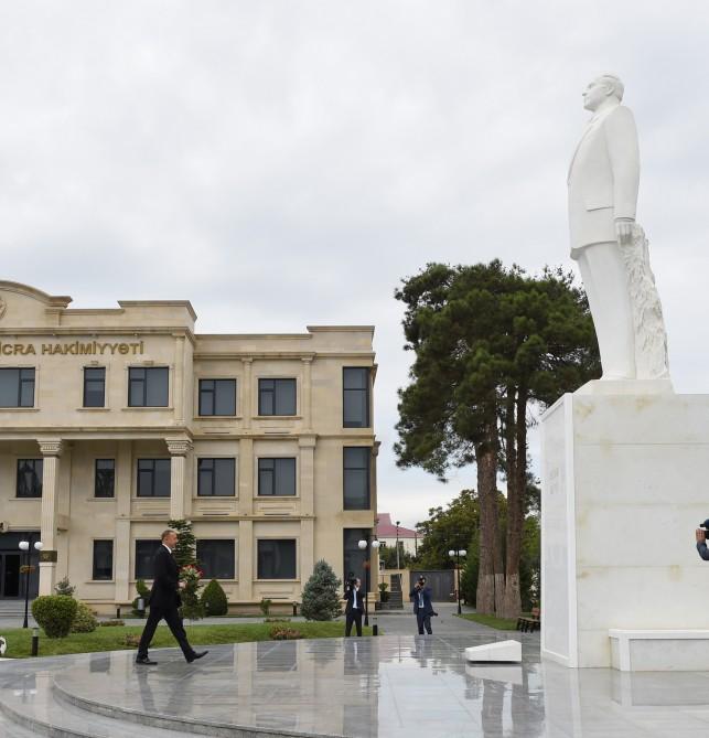 Prezident İlham Əliyev Biləsuvar rayonuna səfərə gəlib (FOTO)