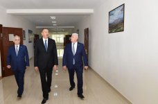 Prezident İlham Əliyev Bakıdakı 245 nömrəli məktəbin yeni tədris korpusunda yaradılan şəraitlə tanış olub (FOTO)