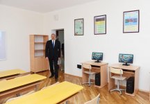 Prezident İlham Əliyev Bakıdakı 245 nömrəli məktəbin yeni tədris korpusunda yaradılan şəraitlə tanış olub (FOTO)