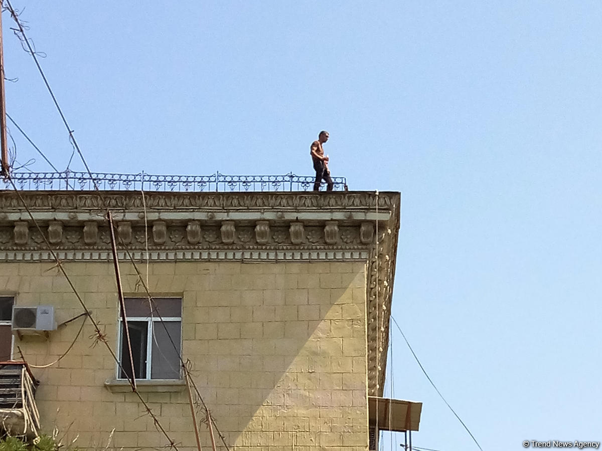Bakıda intihara cəhdin qarşısı alınıb