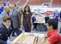Leyla Əliyeva Bakı Şahmat Olimpiadasının altıncı turunun oyunlarına baxıb (FOTO)
