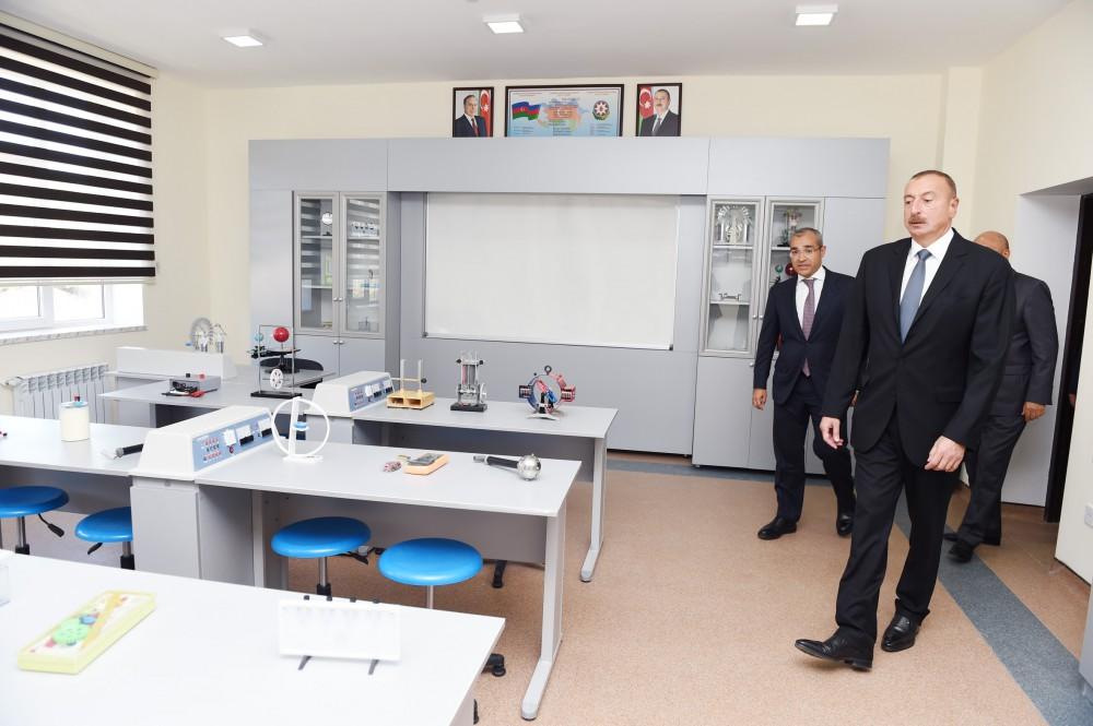Qusarın Hil kəndində tam orta məktəbin yeni binası istifadəyə verilib (FOTO)