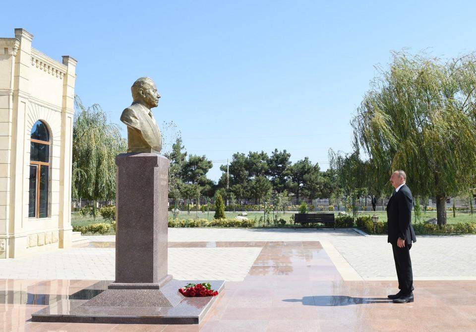 Prezident İlham Əliyev: Əsas infrastruktur layihələri artıq başa çatır, növbəti mərhələdə daha çox yerli istehsal, kənd təsərrüfatı, turizm inkişaf etməlidir (YENİLƏNİB) (FOTO)