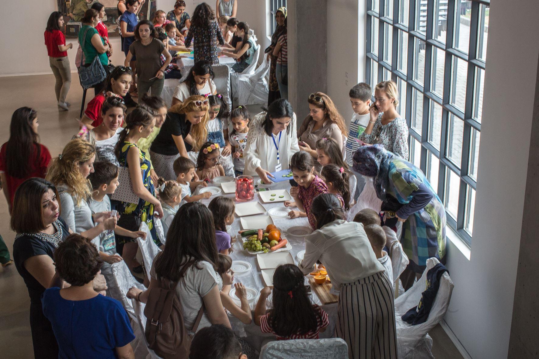 YARAT “Uçmağı bizimlə öyrən” uşaq festivalı keçirib (FOTO)