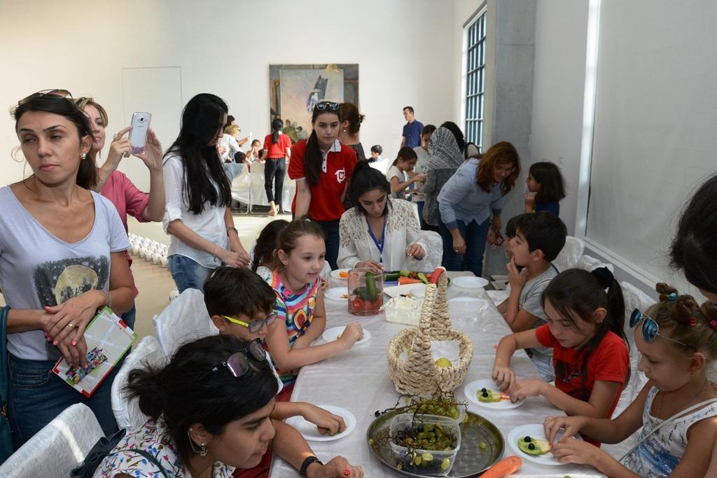 YARAT “Uçmağı bizimlə öyrən” uşaq festivalı keçirib (FOTO)