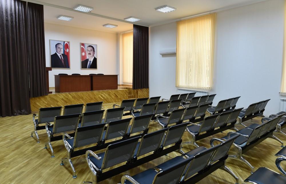Prezident İlham Əliyev Xətai rayonundakı 58 nömrəli məktəbdə tikilən əlavə sinif otaqlarında yaradılan şəraitlə tanış olub (YENİLƏNİB) (FOTO)