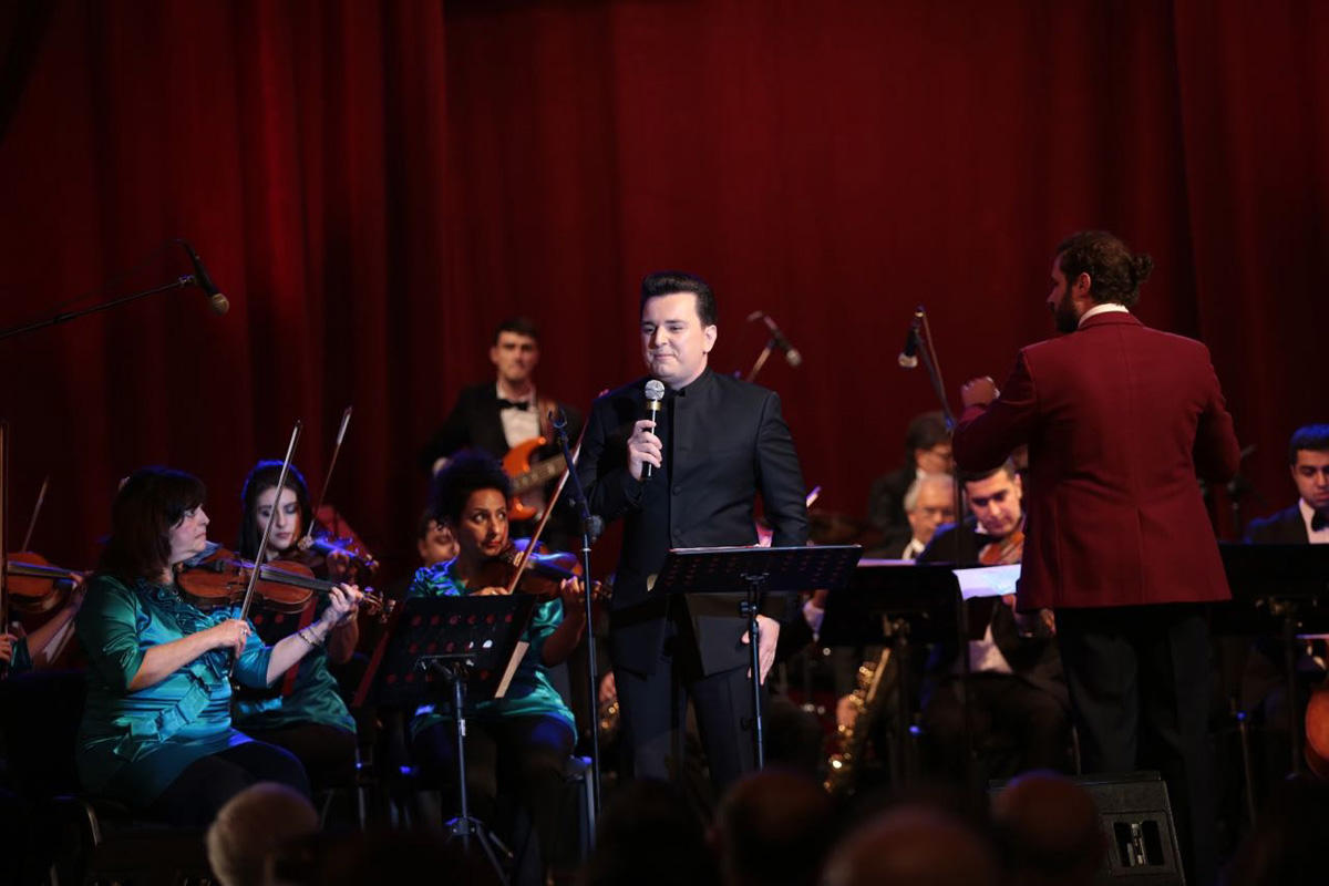 Arif Məlikovun ad günü münasibətilə konsert keçirilib (FOTO)