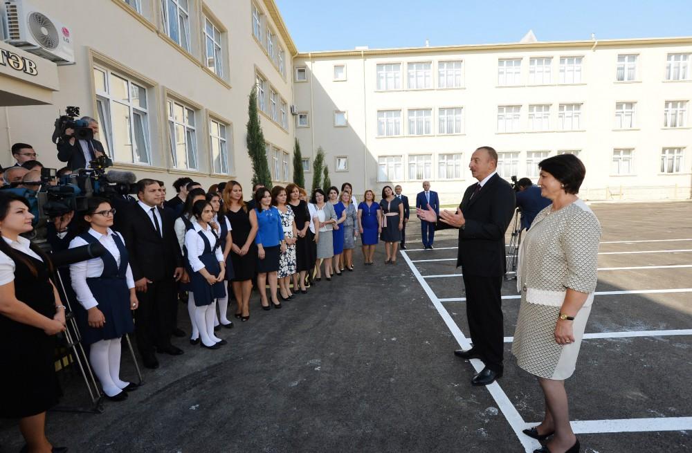 Prezident İlham Əliyev: Biz fəxr edirik ki, Azərbaycanda savadlılıq 100 faizdir  (YENİLƏNİB) (FOTO)