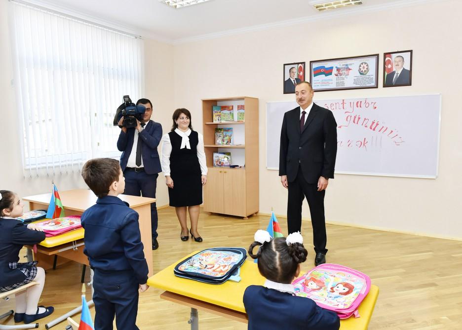 Prezident İlham Əliyev: Biz fəxr edirik ki, Azərbaycanda savadlılıq 100 faizdir  (YENİLƏNİB) (FOTO)