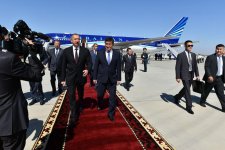 Prezident İlham Əliyev Qırğızıstana səfərə gəlib  (FOTO)