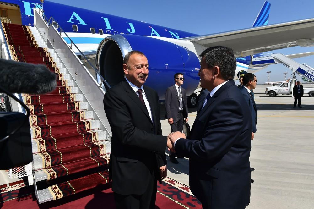 Prezident İlham Əliyev Qırğızıstana səfərə gəlib  (FOTO)