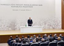 Sabirabadda İlham Əliyevin sədrliyi ilə pambıqçılığın inkişafına dair respublika müşavirəsi keçirilib (YENİLƏNİB) (FOTO)