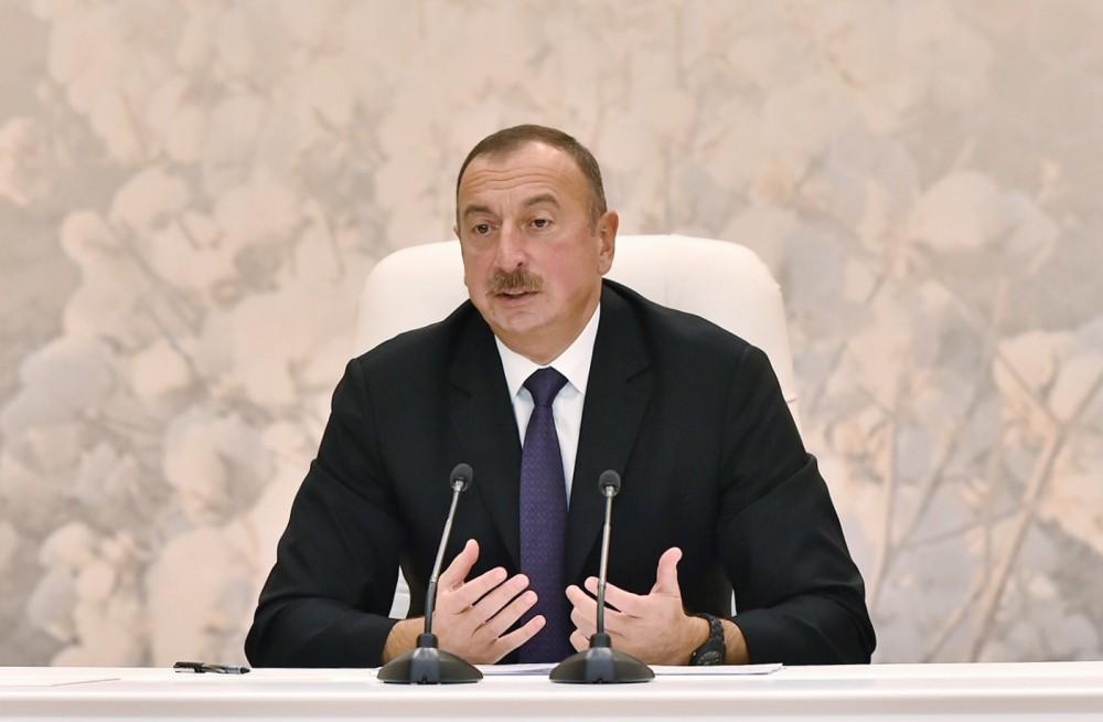 Sabirabadda İlham Əliyevin sədrliyi ilə pambıqçılığın inkişafına dair respublika müşavirəsi keçirilib (YENİLƏNİB) (FOTO)