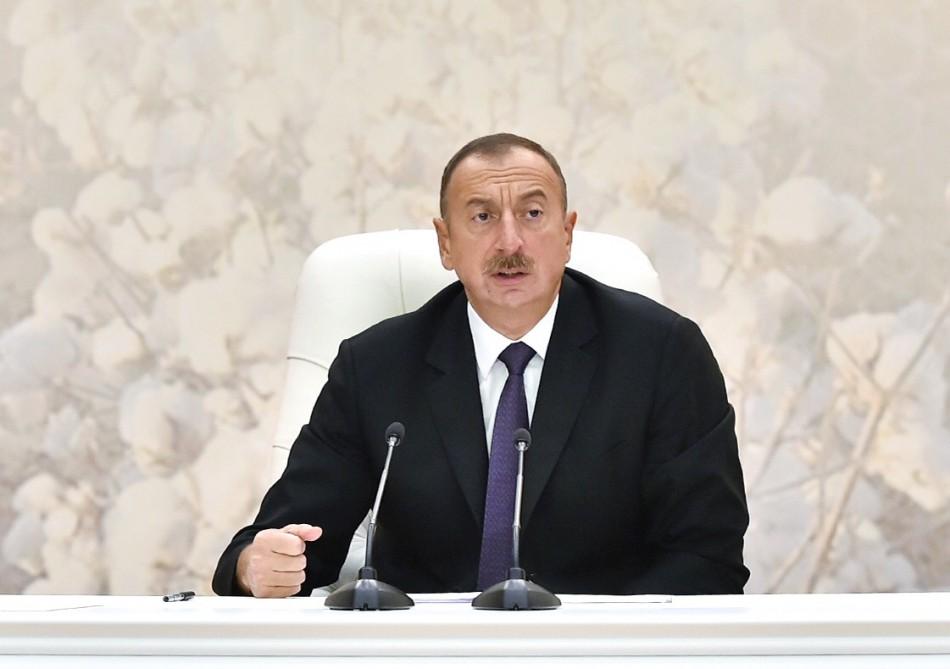 Sabirabadda İlham Əliyevin sədrliyi ilə pambıqçılığın inkişafına dair respublika müşavirəsi keçirilib (YENİLƏNİB) (FOTO)