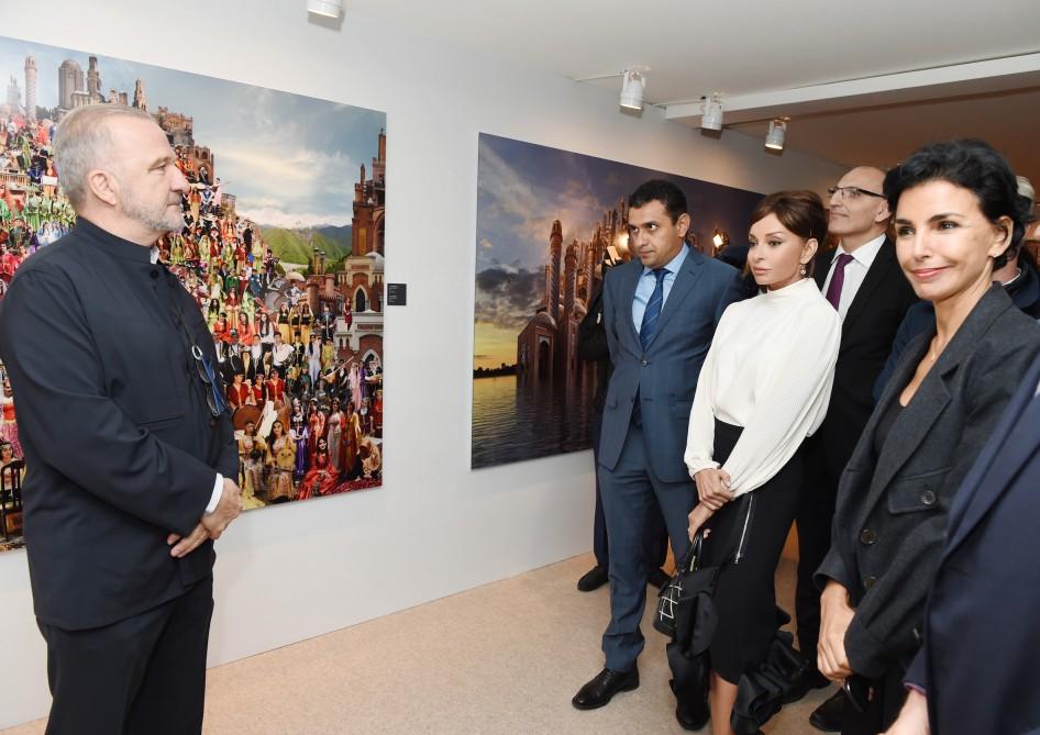 Mehriban Əliyeva Parisdə “Azərbaycan şəhərciyi”nin rəsmi açılışında iştirak edib (FOTO)