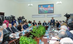 Sona Vəliyevanın “İşığa gedən yol” romanının təqdimat mərasimi keçirilib (FOTO)
