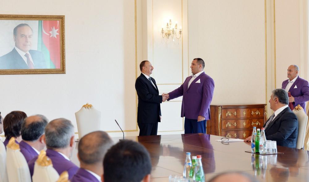 Prezident İlham Əliyev: Azərbaycanda hər sahədə olduğu kimi, idmanda da böyük inkişaf var (YENİLƏNİB) (FOTO)