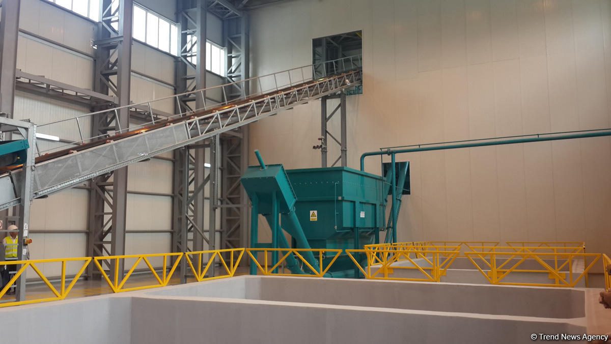 SOCAR Bakıda Neft Tullantılarının Utilizasiyası və İdarəedilməsi Mərkəzini istismara verib (FOTO)