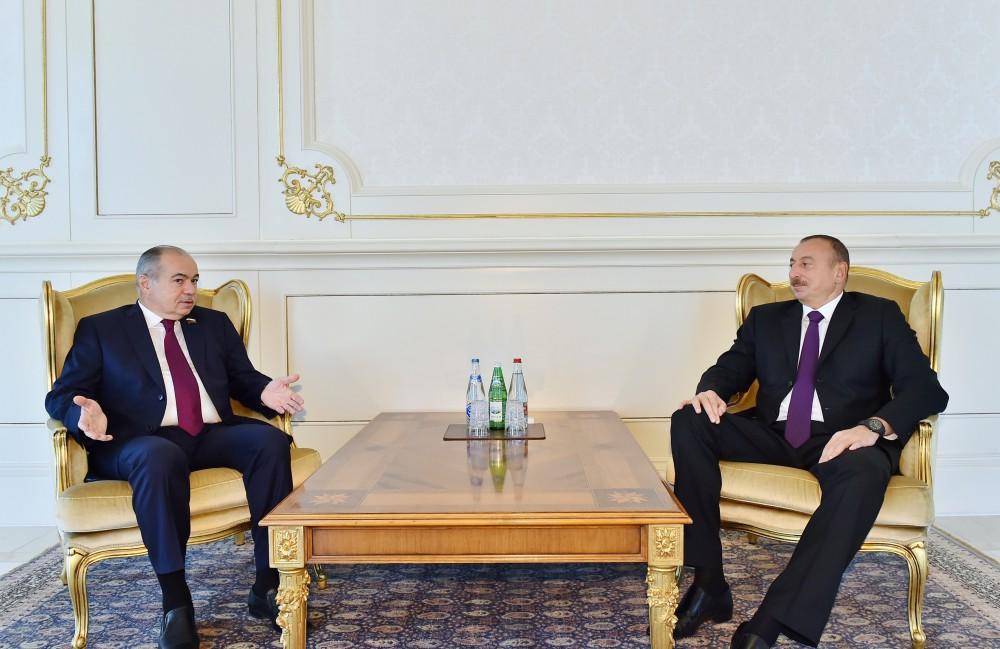 Prezident İlham Əliyev RF Federal Məclisinin Federasiya Şurasının sədr müavinini qəbul edib (FOTO) (YENİLƏNİB)