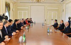 Prezident İlham Əliyev Avropa Seçkilərin Müşahidəsi Akademiyası Missiyasının nümayəndə heyətini qəbul edib (FOTO) (YENİLƏNİB)
