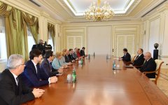 Prezident İlham Əliyev Avropa Xalq Partiyasının nümayəndə heyətini qəbul edib (YENİLƏNİB)