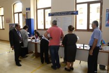Azərbaycanda ümumxalq səsverməsi keçirilir (FOTO)