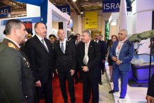 Prezident İlham Əliyev “ADEX 2016” II Azərbaycan Beynəlxalq müdafiə sərgisi ilə tanış olub (YENİLƏNİB) (FOTO)