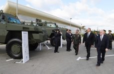 Prezident İlham Əliyev “ADEX 2016” II Azərbaycan Beynəlxalq müdafiə sərgisi ilə tanış olub (YENİLƏNİB) (FOTO)