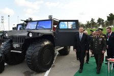 Prezident İlham Əliyev “ADEX 2016” II Azərbaycan Beynəlxalq müdafiə sərgisi ilə tanış olub (YENİLƏNİB) (FOTO)