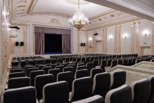 Prezident İlham Əliyev Sumqayıt Dövlət Dram Teatrının binasında yaradılan şəraitlə tanış olub (FOTO) (YENİLƏNİB)